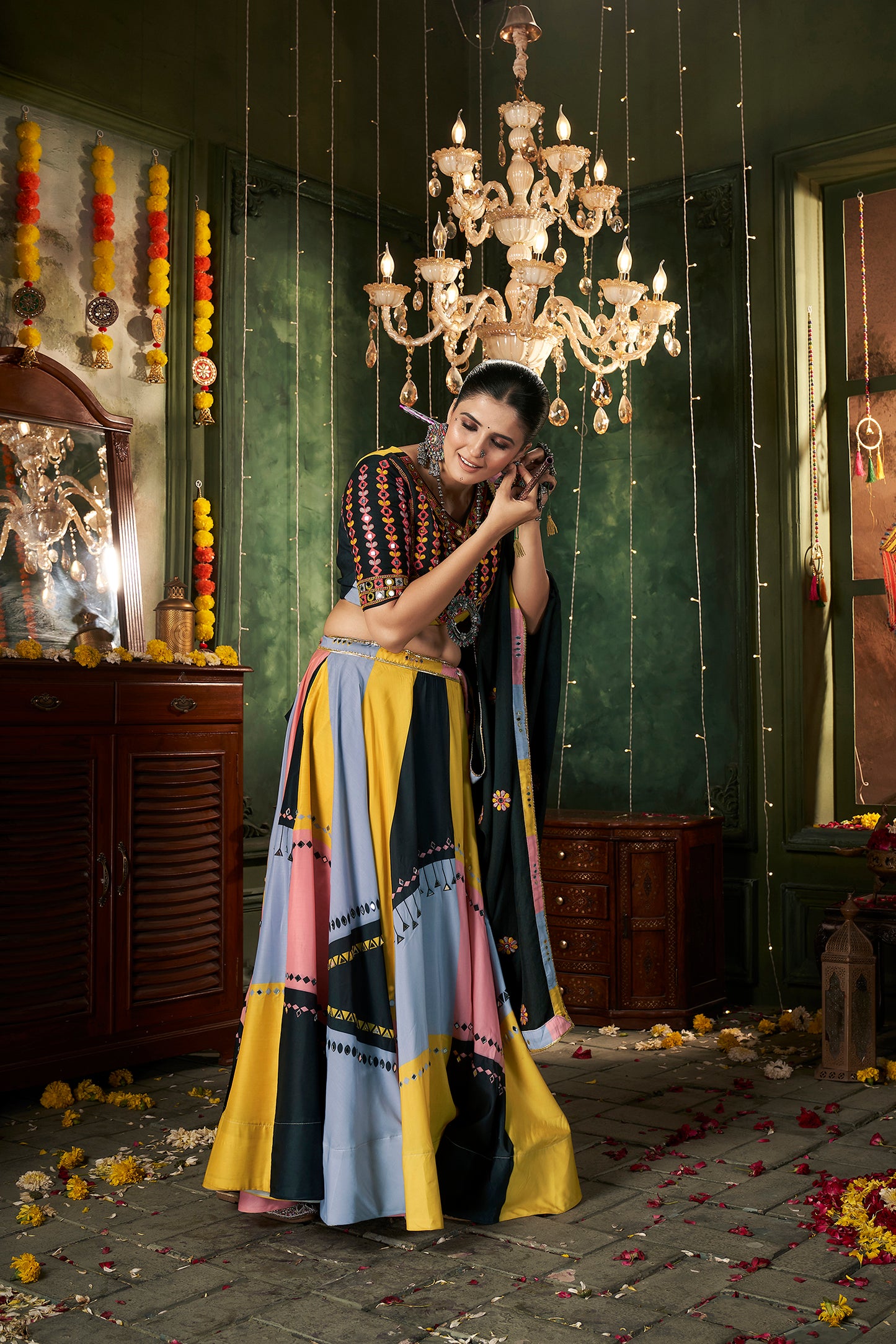 Chaniya Choli for women, free shipping to UK, US, and Canada