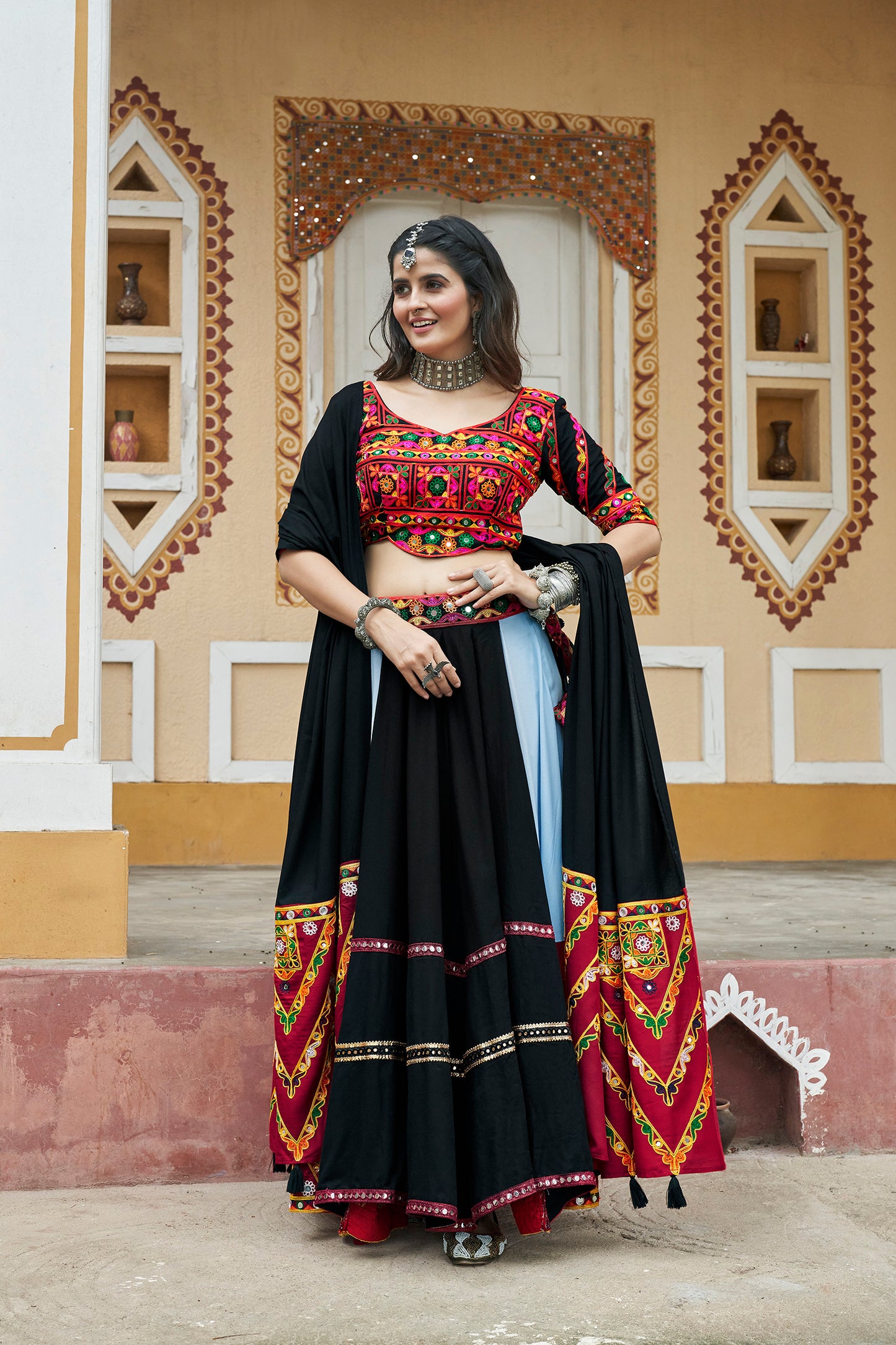 Chaniya Choli for women, traditional Indian attire for festivals and weddings