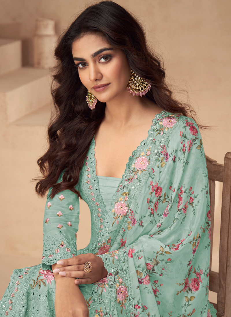 pakistani sharara suit for wedding