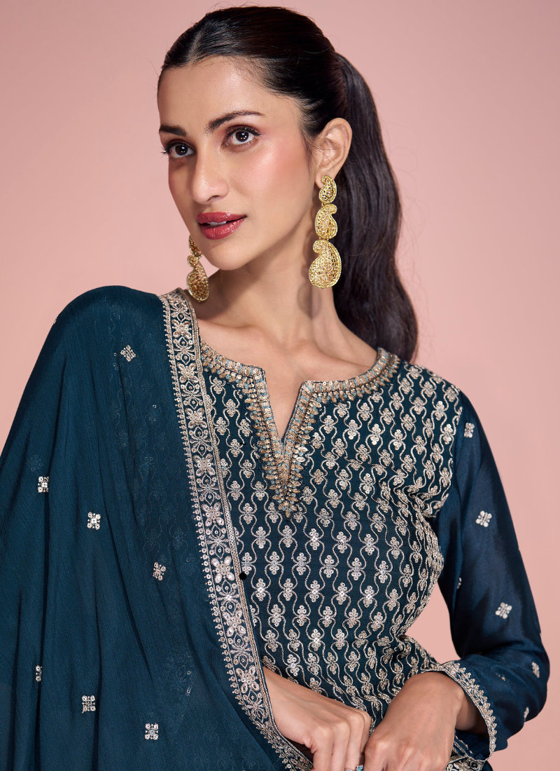 Explore our collection in Pakistani styles. Shop elegance now.