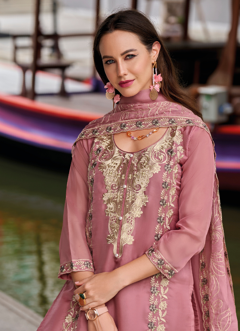 Buy Pakistani  Salwar Kameez & Salwar Suits Online