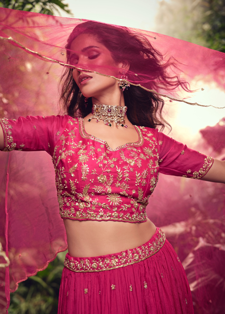 Buy Designer Lehenga Online and
Pakistani Wedding Dresses for Women