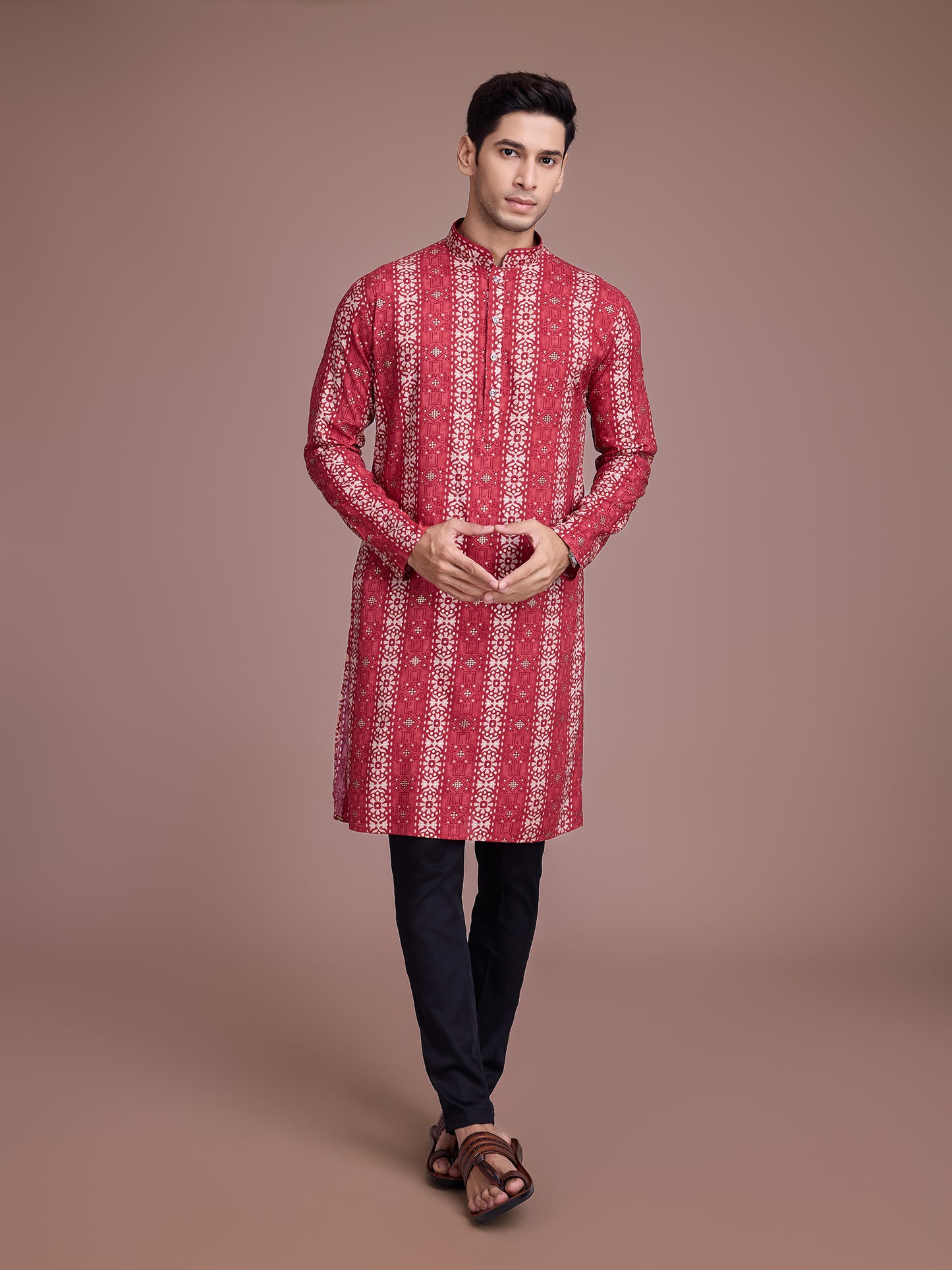 Stylish Men's Kurta Perfect for Navratri Festival Celebrations