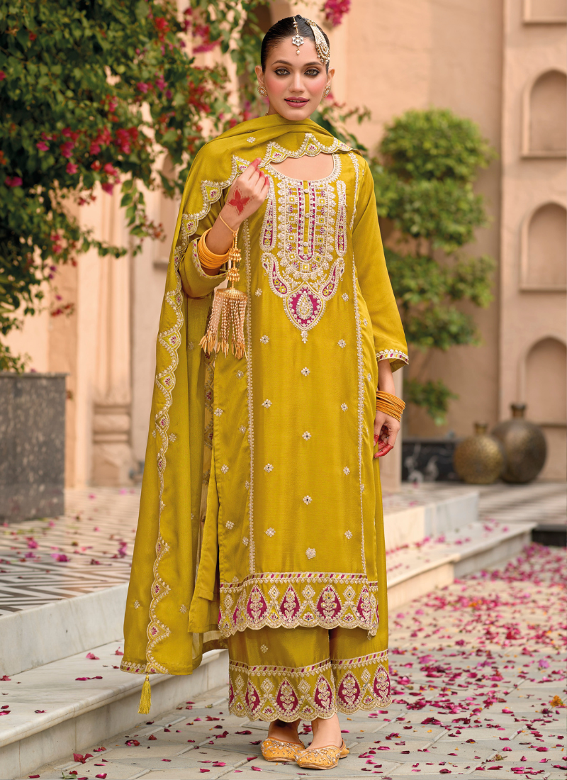 Pakistani & Indian Designer Clothes – Buy Wedding & Party Wear Online with Custom Stitching