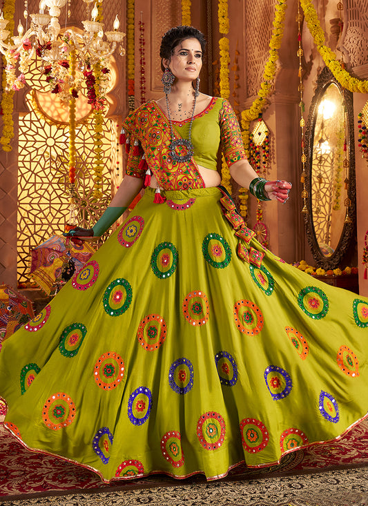 Green Chaniya Choli for Navratri – Mirror Work & Traditional Embroidery