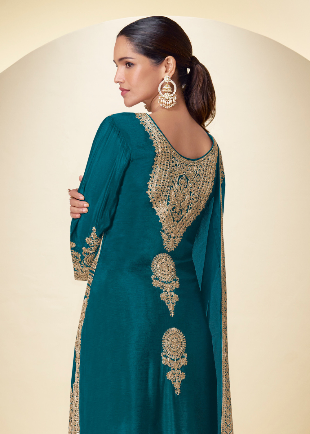 wedding guest blue outfit women