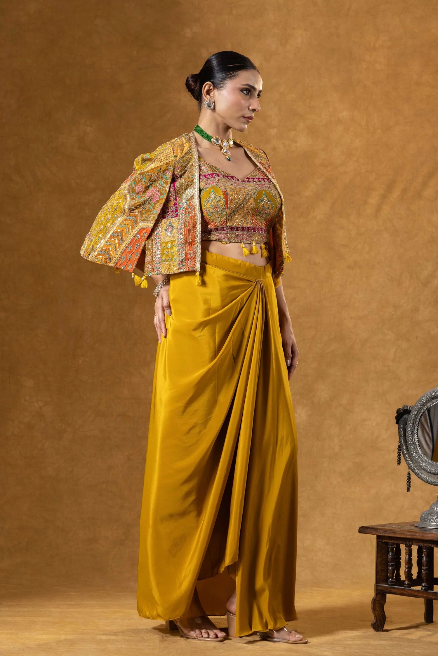 embroidered crop top skirt set online