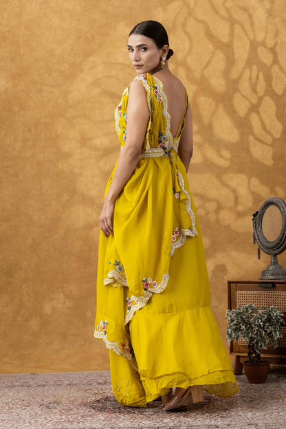 punjabi haldi outfit saree