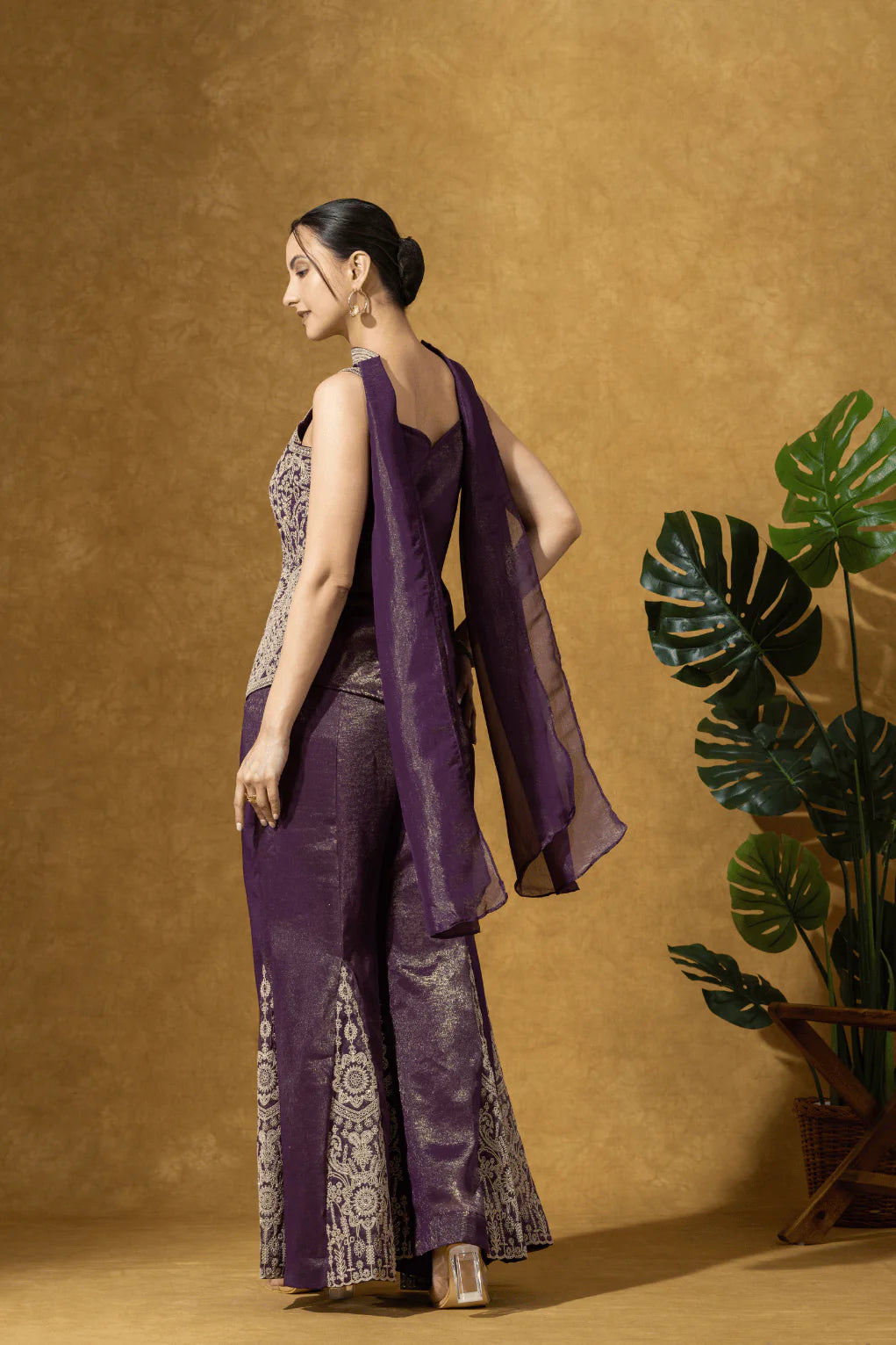 embroidered jacket flared pants set wine